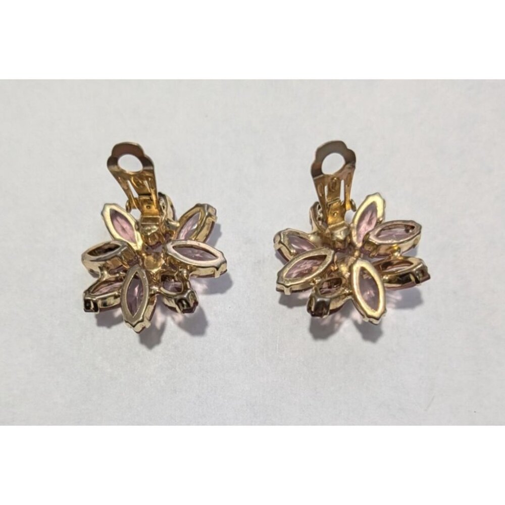 Vintage Flower Clip-On Earrings Purple Rhinestones Aurora Borealis Center - Picture 3 of 13